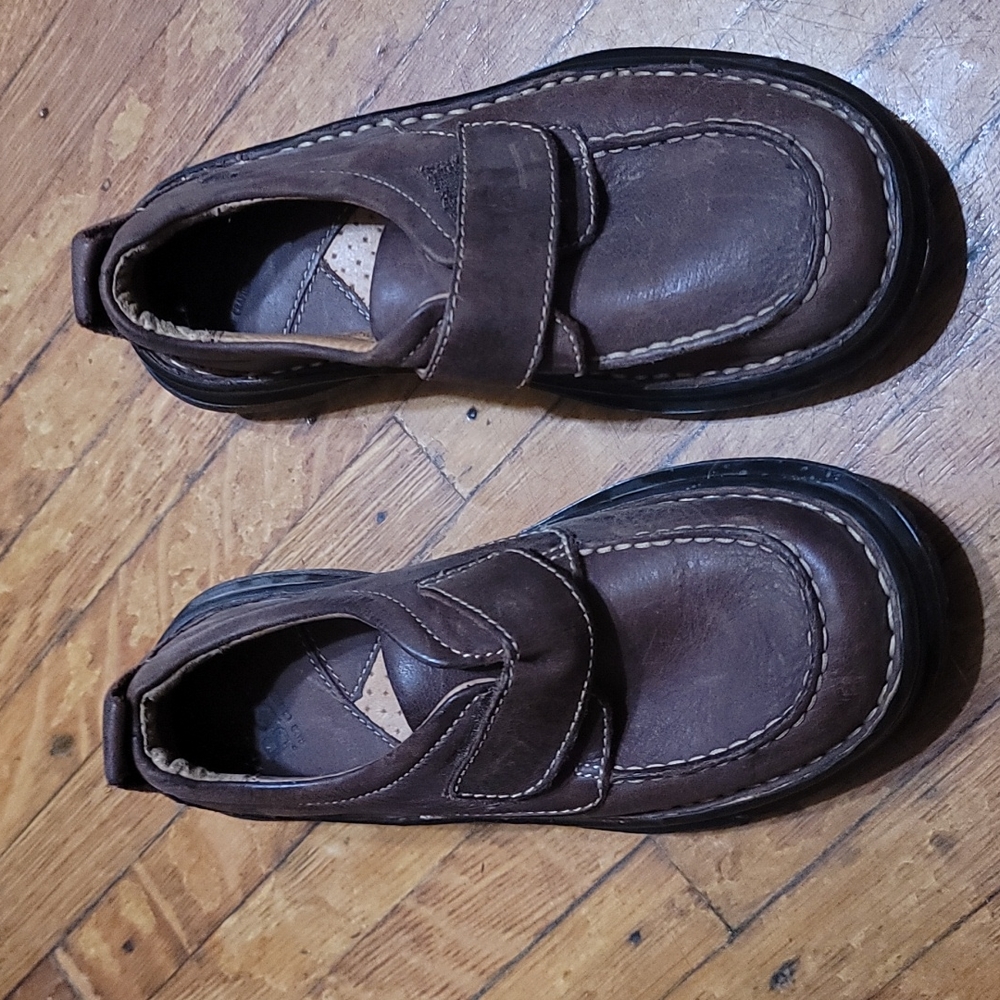 Born size size 12.5 brown